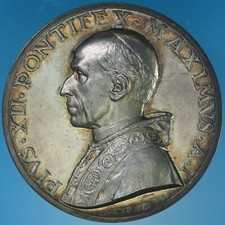 Pio xii medaglia usato  Firenze