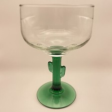 Copo de margarita haste de planta cacto verde 10 oz comprar usado Copo de margarita haste de planta cacto verde 10 oz comprar usado  Enviando para Brazil