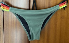 Bikini sundek verde usato  Italia