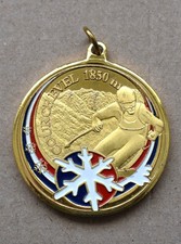 Joli médaille ski d'occasion  Bénouville