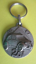 Porte clé métal d'occasion  Calonne-Ricouart