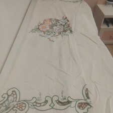 Coperta antica ricamata usato  Zafferana Etnea