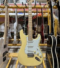 Guitarra estilo Strat amarela - Trastes recortados - Traste de bordo, usado comprar usado  Enviando para Brazil