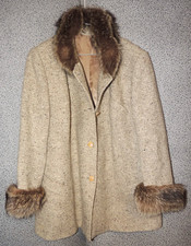 Damen kostüm beige gebraucht kaufen  Fürth