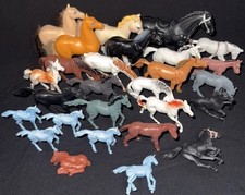 Lot misc plastic for sale  Marquette