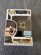 Mano funko pop usato  Spedire a Italy