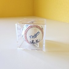 Bola de beisebol assinada pela equipe LA Dodger NÃO autenticada - Várias assinaturas comprar usado  Enviando para Brazil