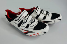 Tênis de ciclismo Venzo MX masculino tamanho 8.5 feminino tamanho 10 NOVO branco preto vermelho comprar usado Tênis de ciclismo Venzo MX masculino tamanho 8.5 feminino tamanho 10 NOVO branco preto vermelho comprar usado  Enviando para Brazil