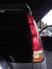 Lanterna traseira direita DAIHATSU Terios Kid 2005 8155087406 [usada] [PA08959884] comprar usado  Enviando para Brazil