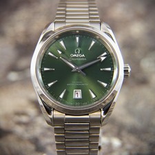 Conjunto completo OMEGA Seamaster Aqua Terra Shades mostrador verde 220.10.38.20.10.002 38mm comprar usado Conjunto completo OMEGA Seamaster Aqua Terra Shades mostrador verde 220.10.38.20.10.002 38mm comprar usado  Enviando para Brazil
