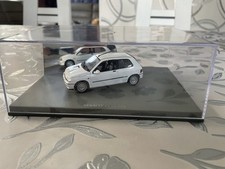 Universal hobbies renault d'occasion  Incheville