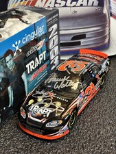ASSINADO #31 1/24 RGordon Dale Earnhardt Jr JeffG DW Johnson Harvick Action NASCAR comprar usado  Enviando para Brazil