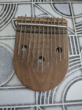 Artisanat africain kalimba d'occasion  Blanzac-Porcheresse