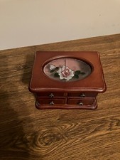 Beautiful wooden jewelry for sale  Kenton