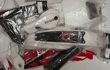 Plastiche husqvarna 250 usato  Tufara