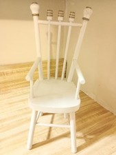 Antigo cadeira de boneca de madeira branca comprar usado Antigo cadeira de boneca de madeira branca comprar usado  Enviando para Brazil