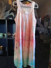 Robe taille 9 d'occasion  Le Mans