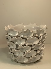 Plantador/vaso de pétalas de cerâmica delicada 6,5 pol., usado comprar usado Plantador/vaso de pétalas de cerâmica delicada 6,5 pol., usado comprar usado  Enviando para Brazil