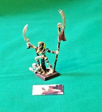 Warhammer fantasy sacerdote usato  Napoli