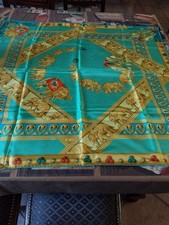 Magnifique foulard must d'occasion  Meaux