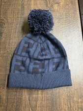 Cappello lana blu usato  Taranto