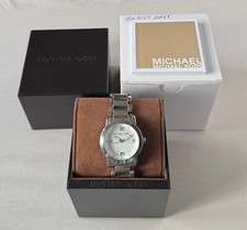 Relógio com logotipo feminino Michael Kors MK3157 aço inoxidável com caixa original comprar usado  Enviando para Brazil