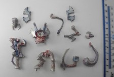 Tyranid hive tyrant usato  Spedire a Italy