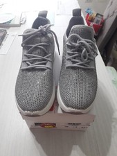 Sneakers grige con usato  Paderno Dugnano