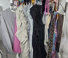 Lot vetements femme d'occasion  Mauguio