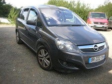 Attelage opel zafira d'occasion  La Ville-aux-Clercs