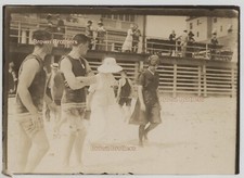 Usado, Vintage 1900s Summer Fun @ Beach Family Under Tent & Hello Ladies! Fotos #10 (3 comprar usado  Enviando para Brazil