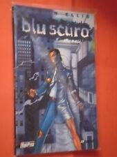 Blu scuro volume usato  Italia