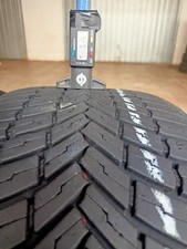 Pneumatici 235 r19 usato  Melendugno