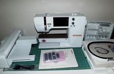 Bernina b500 embroidery d'occasion  Expédié en Belgium
