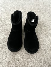 Black girls ugg for sale  New Market