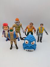 Lot figurines the d'occasion  Saint-Lambert-du-Lattay