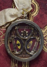 Relic reliquary reliquia usato  Italia