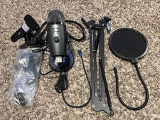 Microfone azul com suporte e braçadeira de braço articulado - Preto, usado comprar usado  Enviando para Brazil