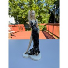 Elegant lady figurine for sale  Annandale