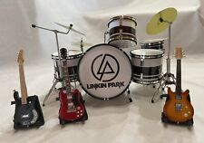 JUEGO DE BATERÍA Y GUITARRA EN MINIATURA LINKIN PARK DIORAMA - RECUERDOS Y COLECCIONABLES segunda mano  Embacar hacia Argentina