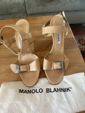 Manolo blahnik pumps gebraucht kaufen  Kassel
