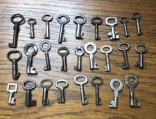Lotto vecchie chiavi usato Lotto vecchie chiavi usato  Roma