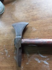 Ancienne hache pompier d'occasion  Puiseaux