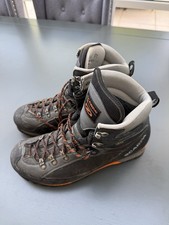Scarps manta pro for sale  JOHNSTONE