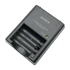 Carregador de bateria genuíno Sony BC-CS2A para baterias Ni-NH AA/AAA comprar usado  Enviando para Brazil