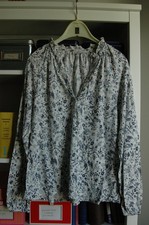 Cyrillus langarmshirt blütenp gebraucht kaufen  Weingarten