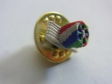 Rosette officier medaille d'occasion Rosette officier medaille d'occasion  Nevers