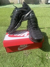 Nike noire 44 d'occasion  Gonesse
