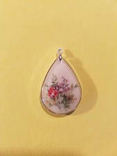 Pendentif résine d'occasion Pendentif résine d'occasion  Doyet