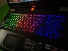 Laptop para jogos Msi estado perfeito 17 polegadas 16GB de RAM com SSD e HDD, usado comprar usado Laptop para jogos Msi estado perfeito 17 polegadas 16GB de RAM com SSD e HDD, usado comprar usado  Enviando para Brazil